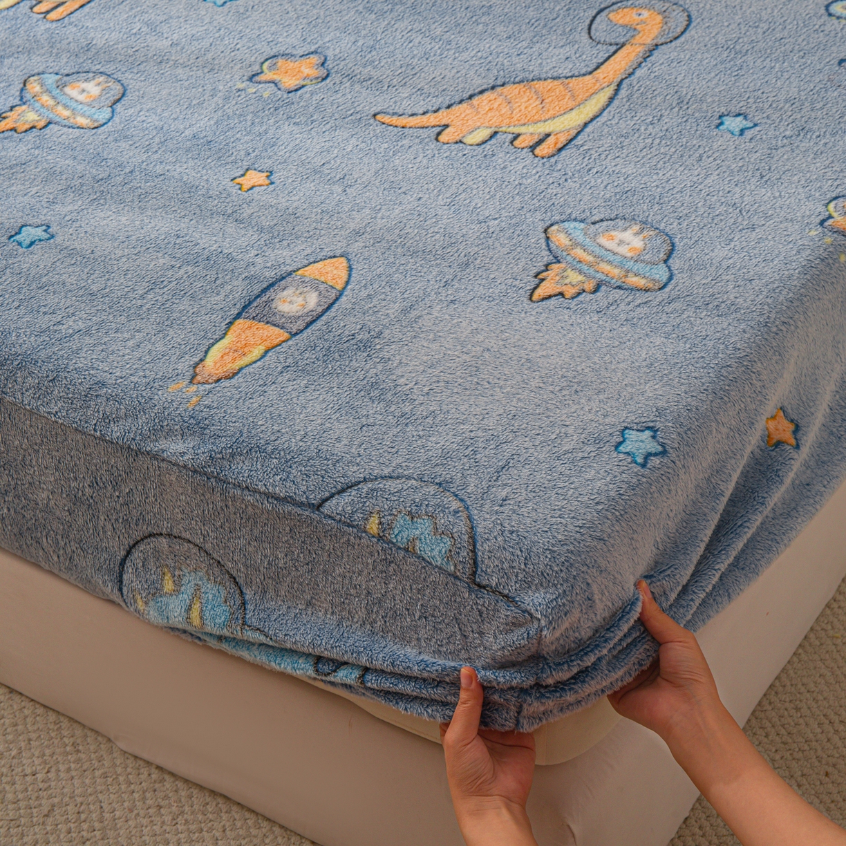 91家纺网 家纺一手货源 找家纺 小叮当家纺仓储工厂店 【长期供货】2025新款雪花绒学生床单床笠单品床笠单件床笠【支持小批量定制】 R太空