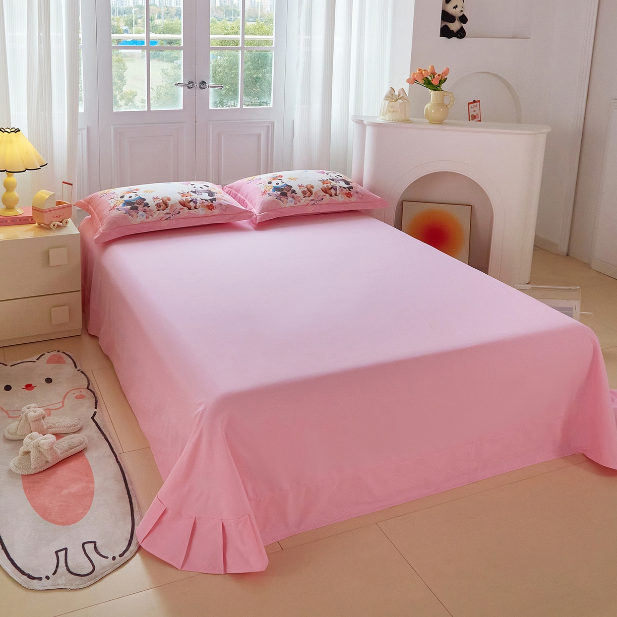 91家纺网 家纺一手货源 找家纺 格里芬家纺 2025新款全棉纯棉加厚油画风大版卡通印花四件套 （控价标准不低于238元） 墨宝妞妞-粉