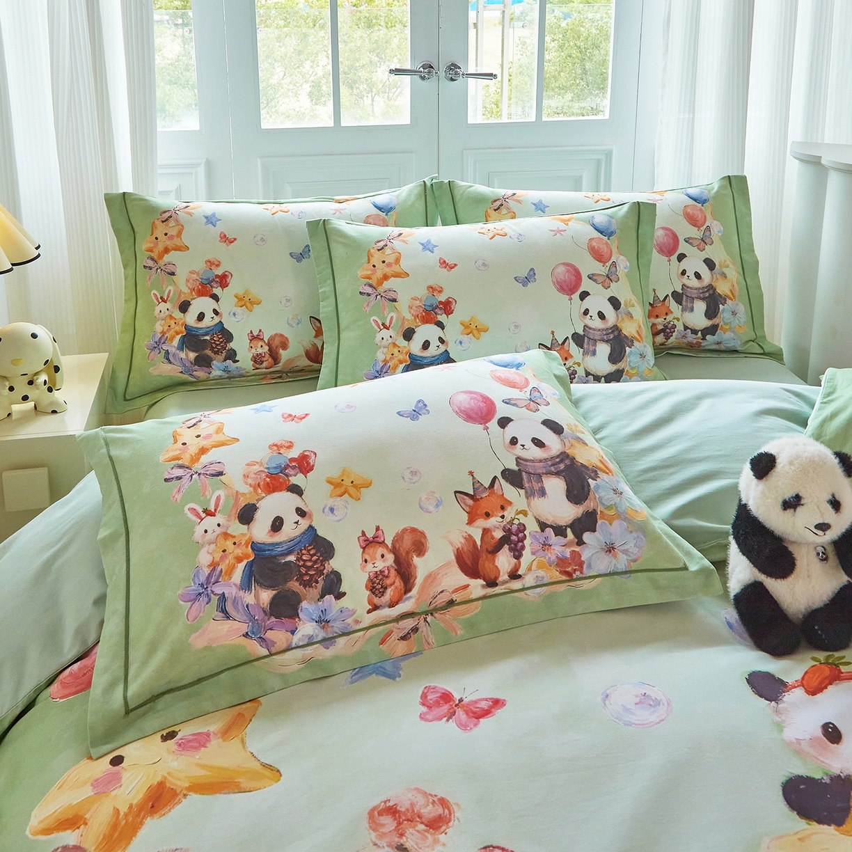 91家纺网 家纺一手货源 找家纺 格里芬家纺 2025新款全棉纯棉加厚油画风大版卡通印花四件套 （控价标准不低于238元） 墨宝妞妞-绿