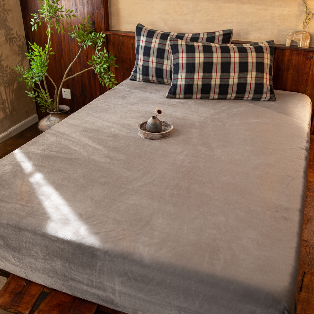 91家纺网 家纺一手货源 找家纺 （总）仰望棉麻双层纱供应链 2025新款棉加绒A版双层纱B版德绒四件套