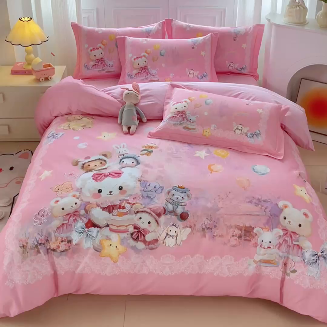 91家纺网 家纺一手货源 找家纺 格里芬家纺 2025新款全棉纯棉加厚油画风大版卡通印花四件套 （控价标准不低于238元） 魔仙宝-粉
