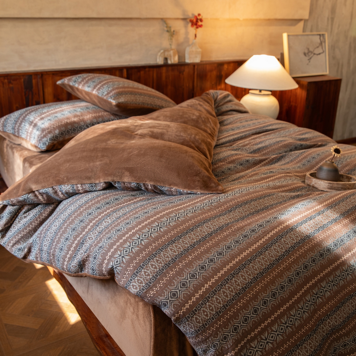 91家纺网 家纺一手货源 找家纺 仰望棉麻双层纱供应链 2025新款棉加绒A版双层纱B版德绒四件套 波西米亚狂想曲