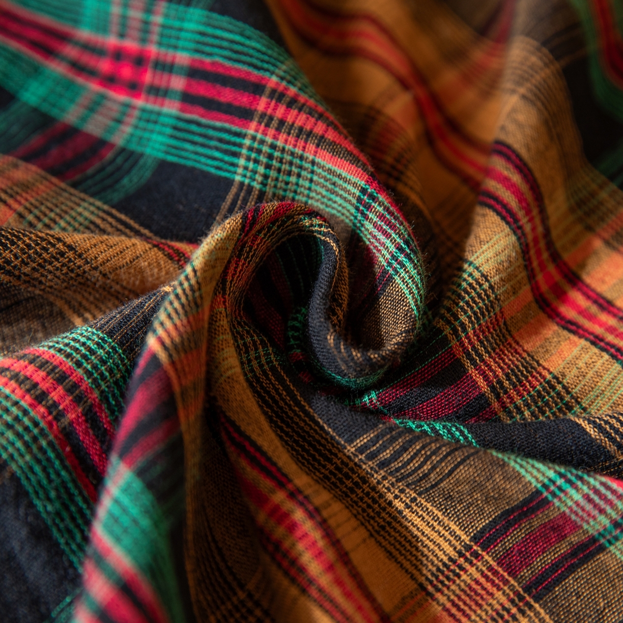 91家纺网 家纺一手货源 找家纺 仰望棉麻双层纱供应链 2025新款棉加绒A版双层纱B版德绒四件套 圣诞印象