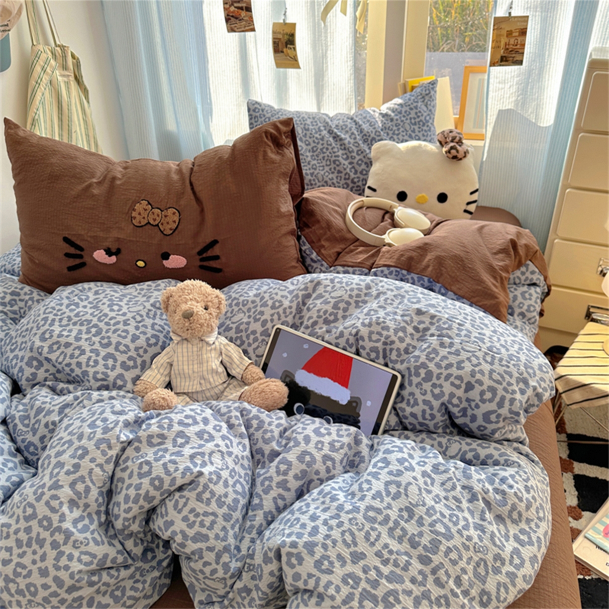 91家纺网 家纺一手货源 找家纺 阿曼达 2026新款超流行的豹纹猫咪毛巾绣水洗四件套-豹纹猫咪 豹纹猫咪-咖