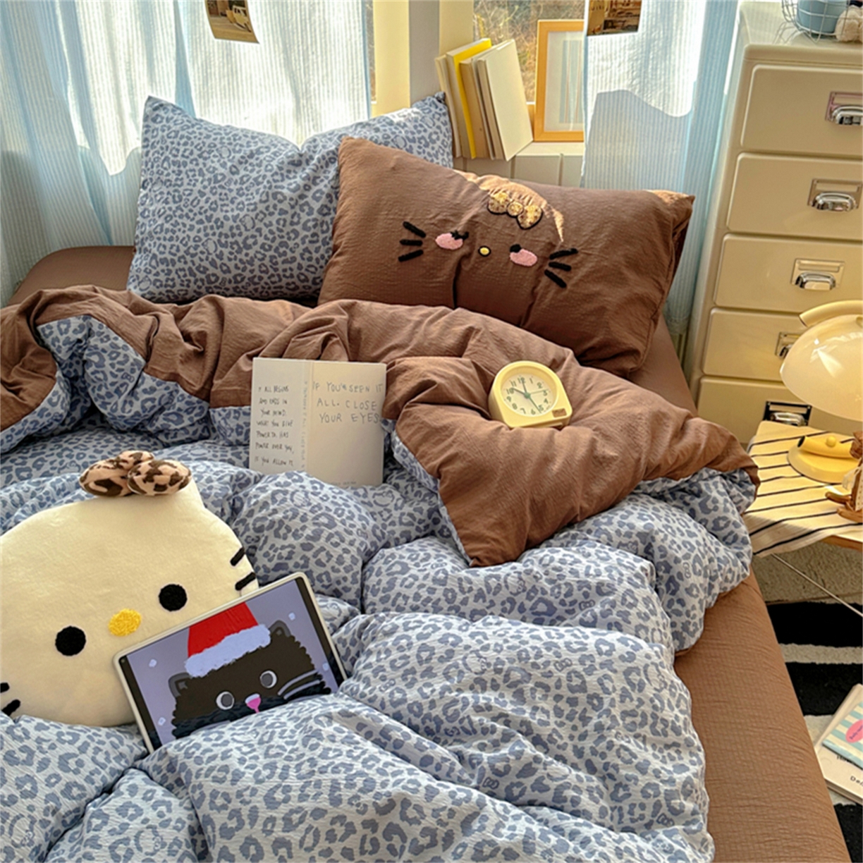 91家纺网 家纺一手货源 找家纺 阿曼达 2026新款超流行的豹纹猫咪毛巾绣水洗四件套-豹纹猫咪 豹纹猫咪-咖