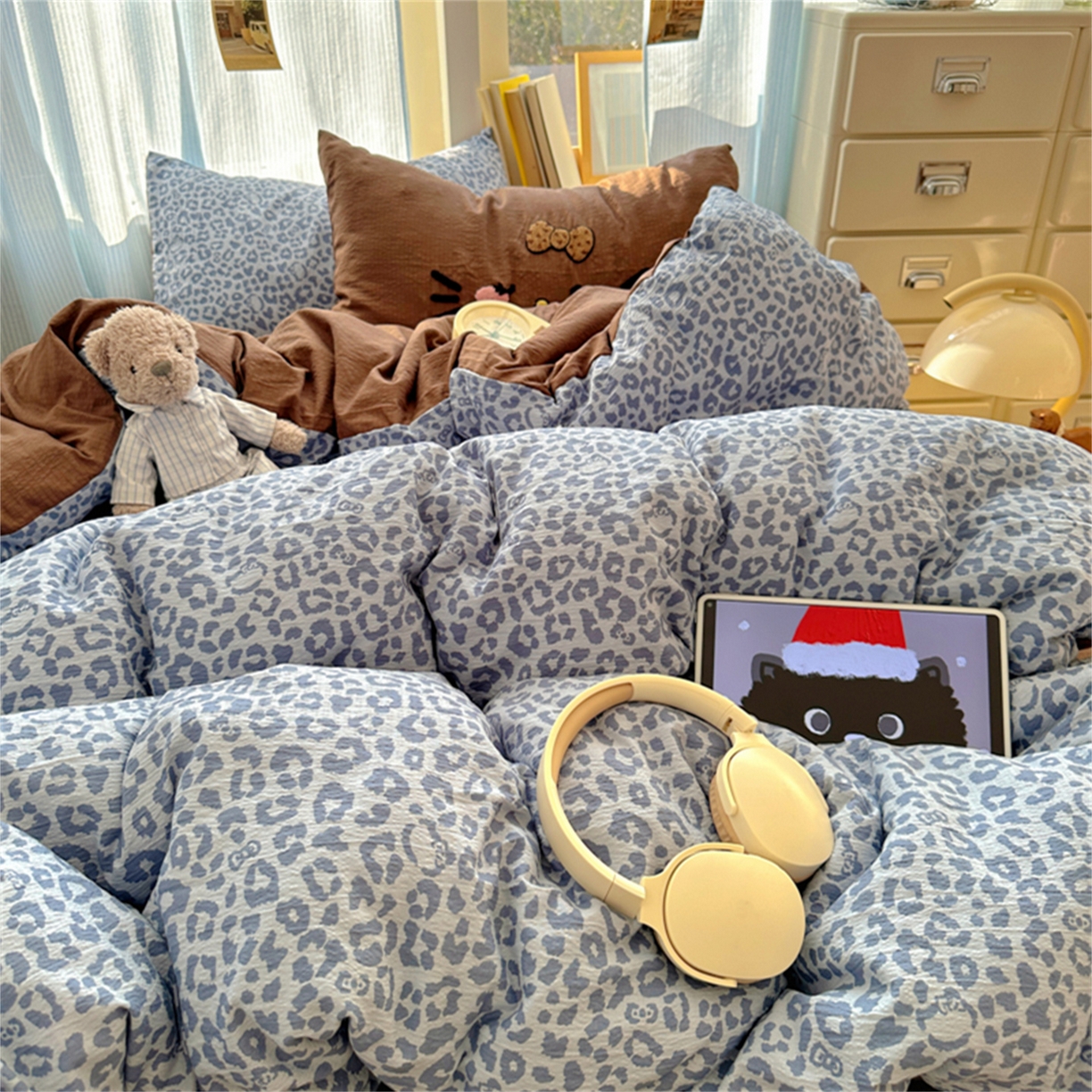 91家纺网 家纺一手货源 找家纺 阿曼达 2026新款超流行的豹纹猫咪毛巾绣水洗四件套-豹纹猫咪 豹纹猫咪-咖