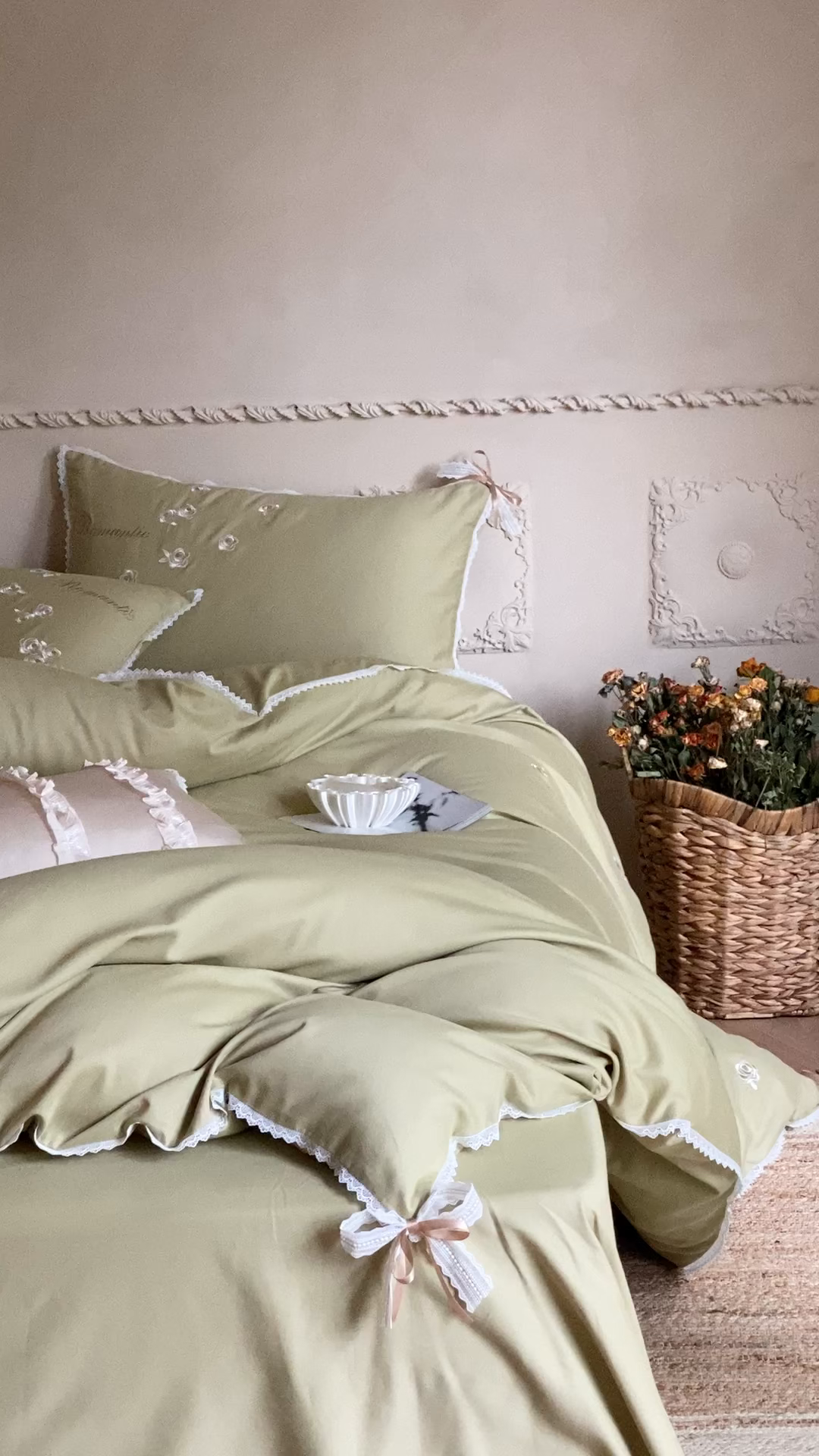 91家纺网 家纺一手货源 找家纺 佳汐蓝家纺 2025秋冬新款新疆长绒棉全棉纯棉刺绣蕾丝四件套-场景一梦幻芭蕾 梦幻芭蕾-绿