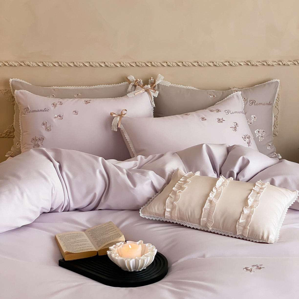 91家纺网 家纺一手货源 找家纺 佳汐蓝家纺 2025秋冬新款新疆长绒棉全棉纯棉刺绣蕾丝四件套-场景一梦幻芭蕾 梦幻芭蕾-紫