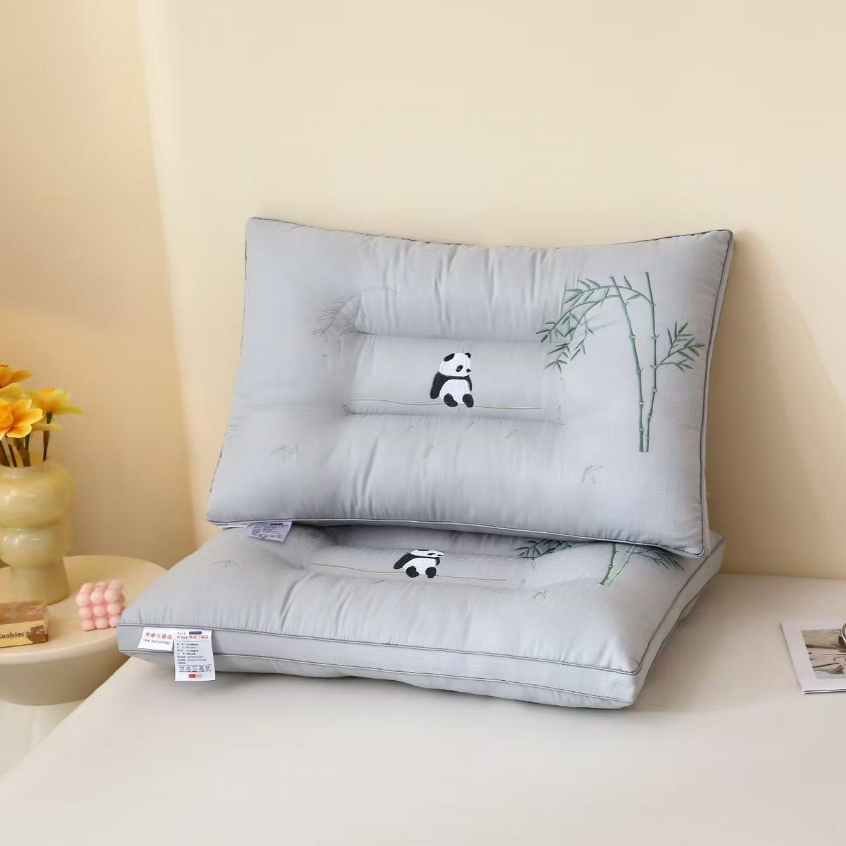 91家纺网 家纺一手货源 找家纺 （总）剑桥枕业 2025新款可爱小熊猫定型护颈枕头活动跑量促销枕芯