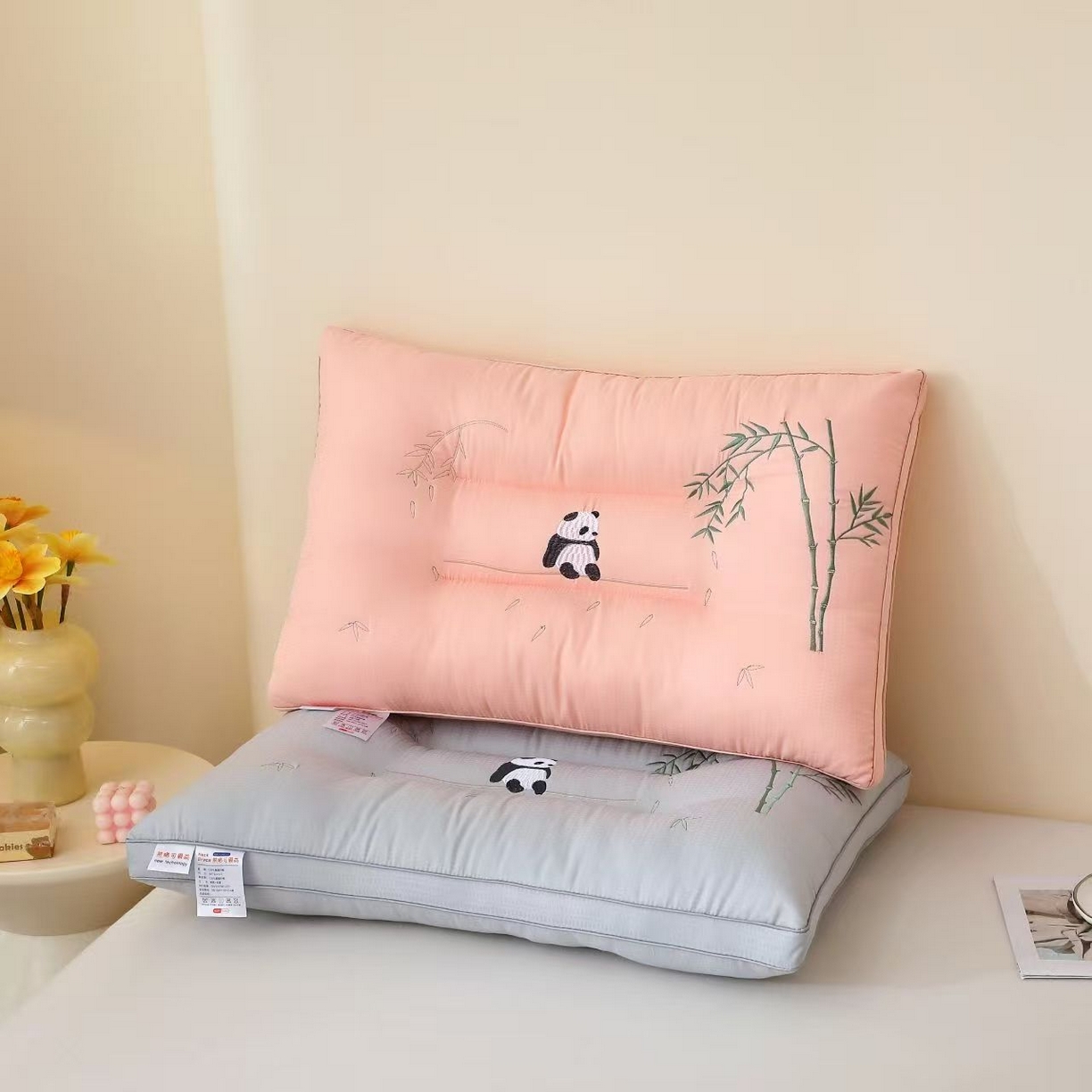 91家纺网 家纺一手货源 找家纺 （总）剑桥枕业 2025新款可爱小熊猫定型护颈枕头活动跑量促销枕芯