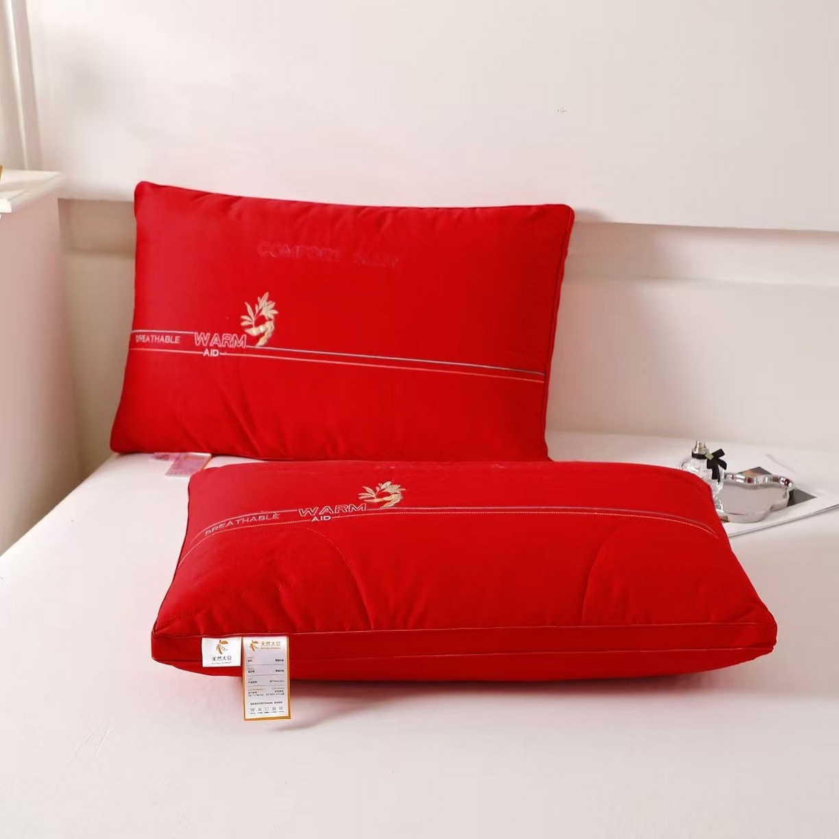 91家纺网 家纺一手货源 找家纺 （总）剑桥枕业 2025新款天然大豆豆荚热熔硬枕头促销红色婚庆枕芯