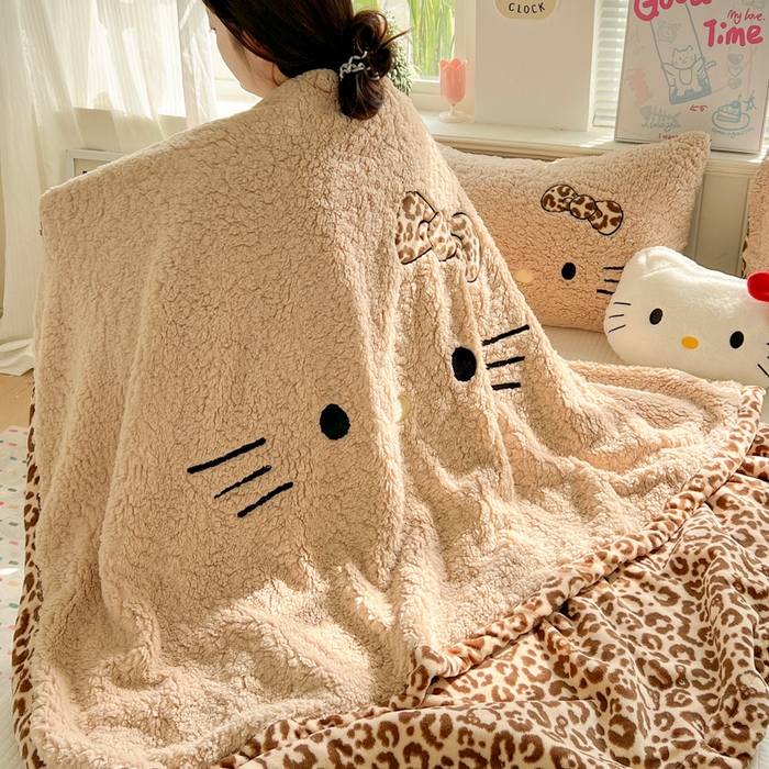 91家纺网 家纺一手货源 找家纺 繁花家居 2025新款羊羔绒牛奶绒绣花喵喵系列毛毯 表情喵-卡其