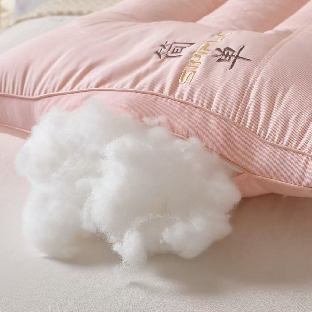 91家纺网 家纺一手货源 找家纺 （总）剑桥枕业 2025新款简单生活定型护颈枕头促销红色婚庆枕芯中高枕头便宜款