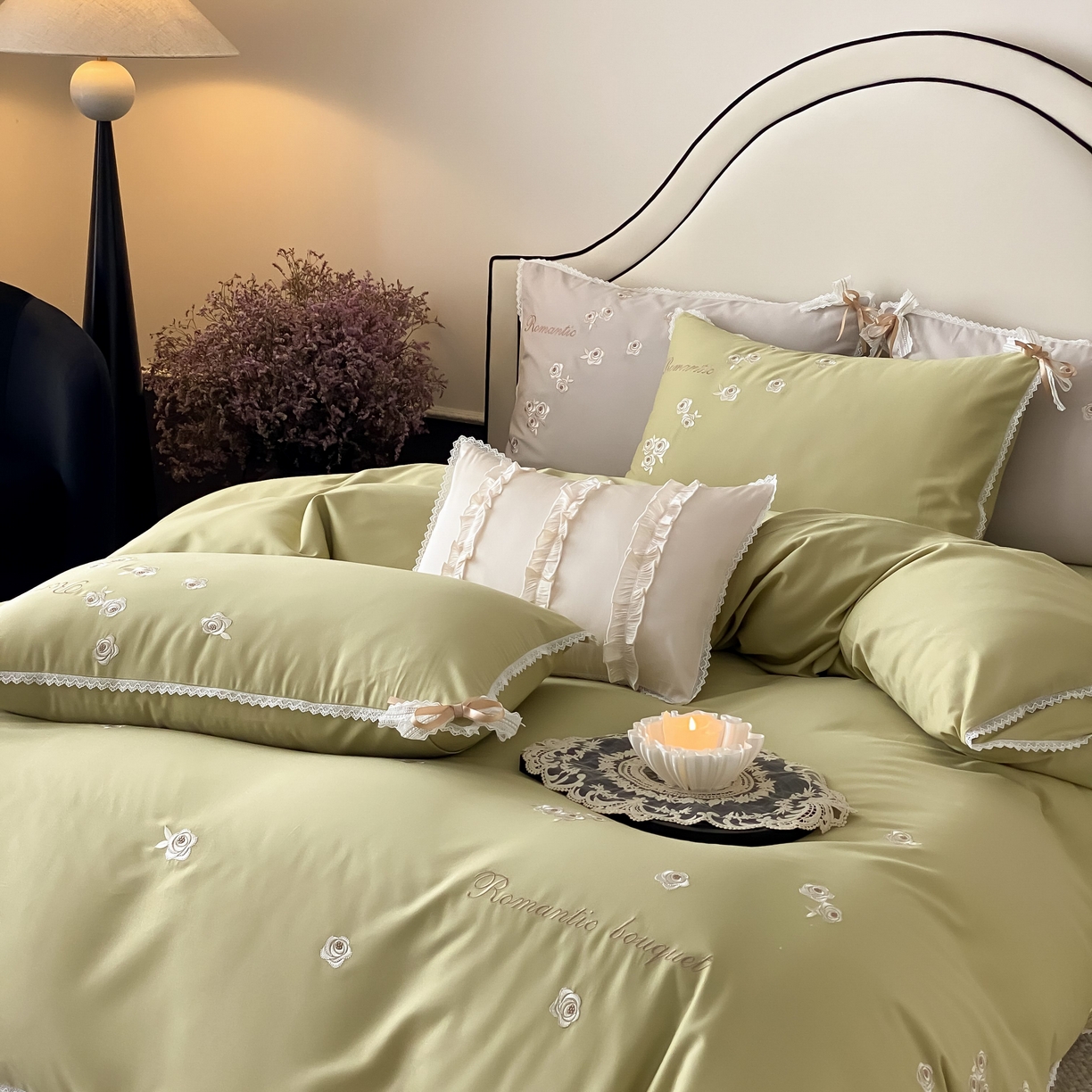 91家纺网 家纺一手货源 找家纺 佳汐蓝家纺 2025秋冬新款新疆长绒棉全棉纯棉刺绣蕾丝四件套-场景二梦幻芭蕾 梦幻芭蕾-绿