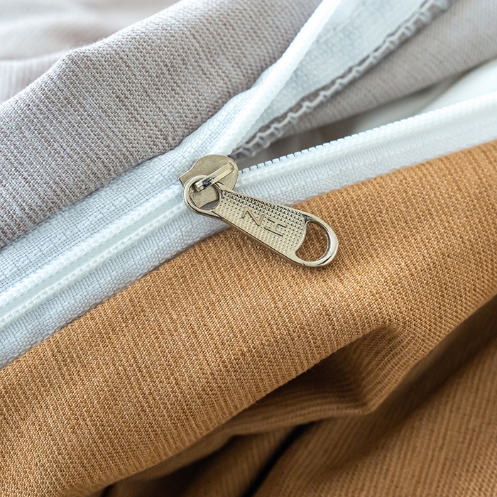 91家纺网 家纺一手货源 找家纺 竹合家纺 2025秋冬新款加厚磨毛色织暖绒系列针织四件套高克重 小熊一家