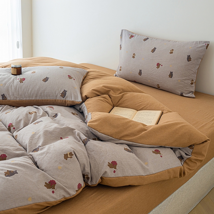 91家纺网 家纺一手货源 找家纺 竹合家纺 2025秋冬新款加厚磨毛色织暖绒系列针织四件套高克重 小熊一家