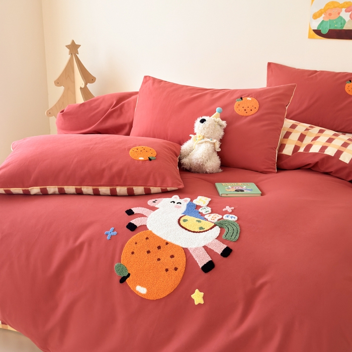 91家纺网 家纺一手货源 找家纺 如意朵 2025新款全棉加厚磨毛绣花四件套风格一（专版花型） 马到橙功