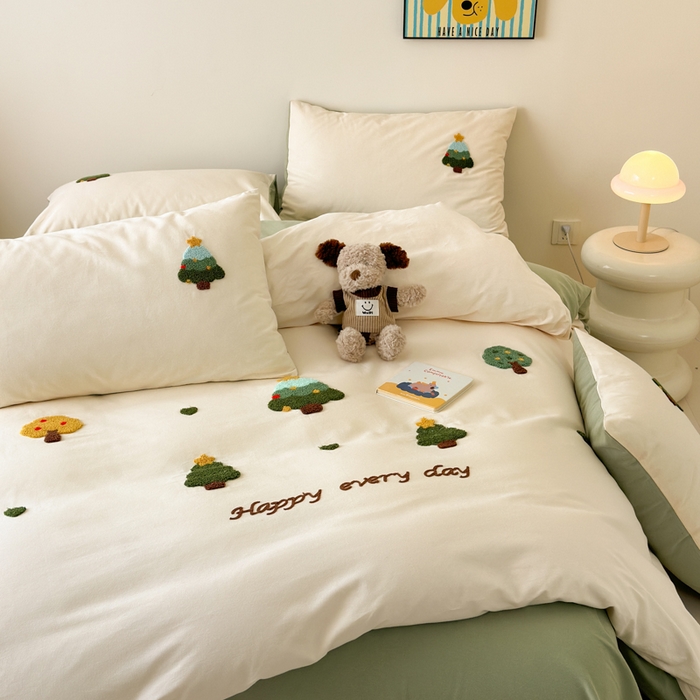 91家纺网 家纺一手货源 找家纺 如意朵 2025新款全棉加厚磨毛绣花四件套风格一（专版花型） 圣诞心语