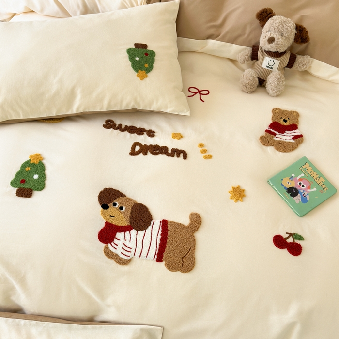 91家纺网 家纺一手货源 找家纺 如意朵 2025新款全棉加厚磨毛绣花四件套风格一（专版花型） 甜心狗狗