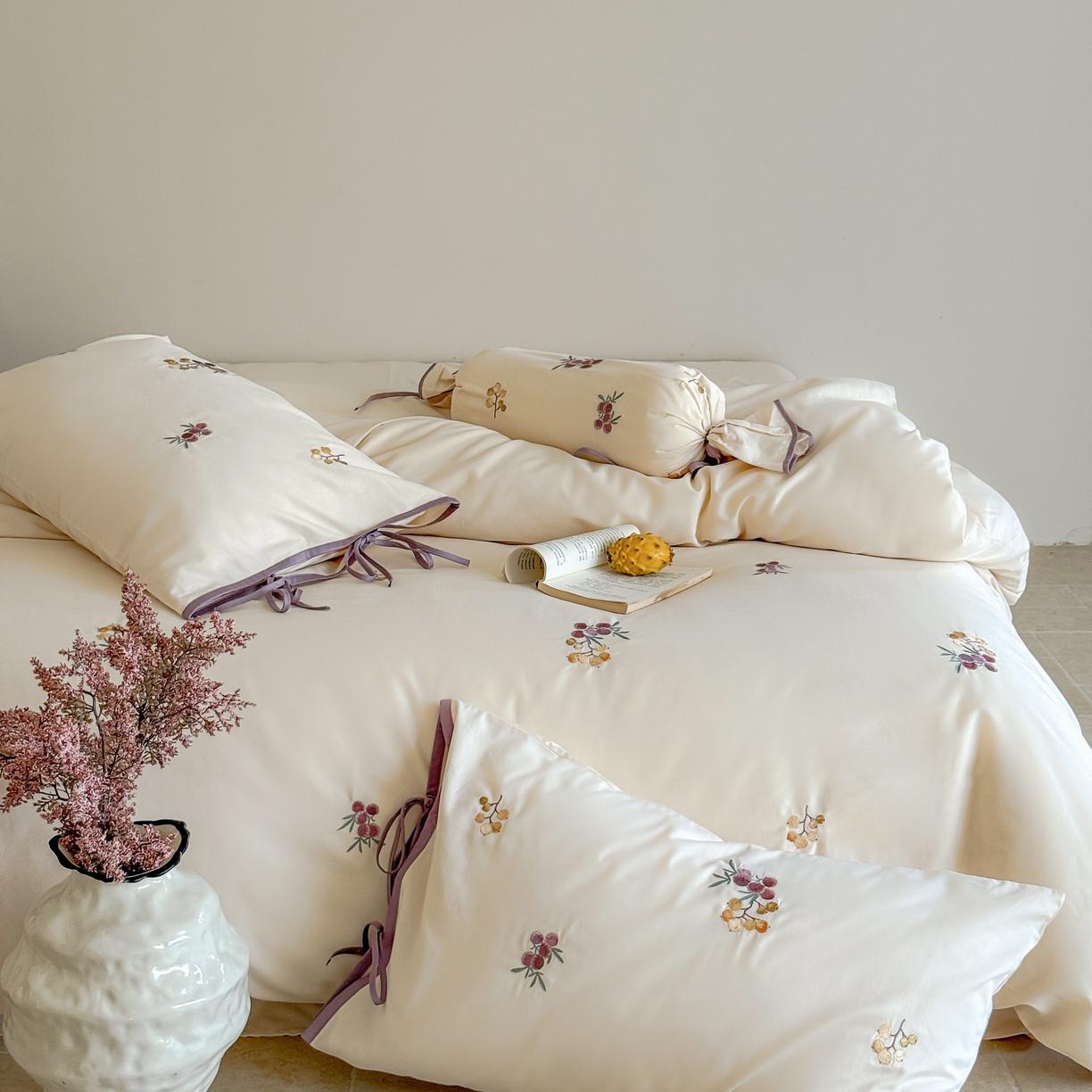 91家纺网 家纺一手货源 找家纺 （总）佳汐蓝家纺 2025秋冬新款撞色刺绣长绒棉全棉纯棉四件套