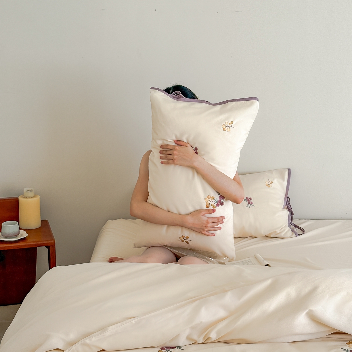 91家纺网 家纺一手货源 找家纺 （总）佳汐蓝家纺 2025秋冬新款撞色刺绣长绒棉全棉纯棉四件套