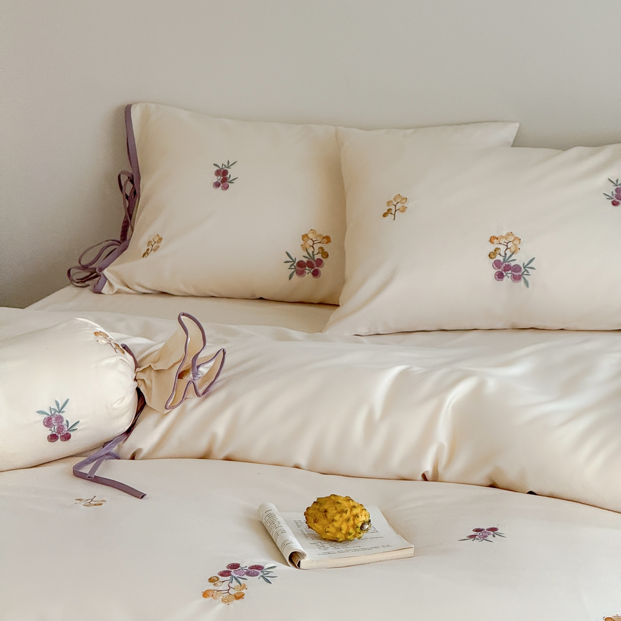 91家纺网 家纺一手货源 找家纺 （总）佳汐蓝家纺 2025秋冬新款撞色刺绣长绒棉全棉纯棉四件套