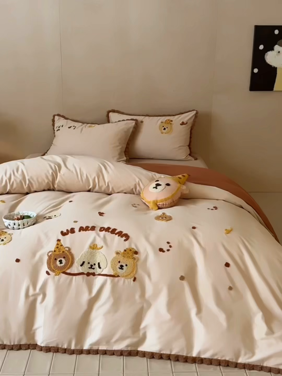 91家纺网 家纺一手货源 找家纺 （总）佳汐蓝家纺 2025秋冬新款毛巾绣长绒棉全棉纯棉四件套栗子团团