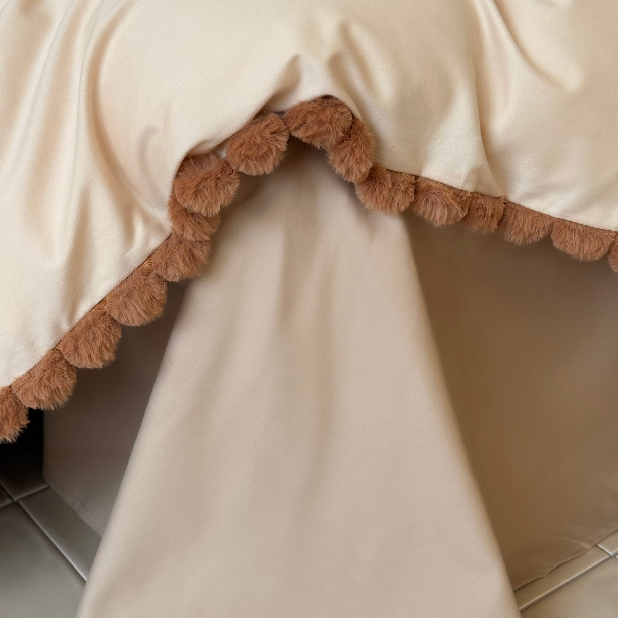 91家纺网 家纺一手货源 找家纺 （总）佳汐蓝家纺 2025秋冬新款毛巾绣长绒棉全棉纯棉四件套栗子团团