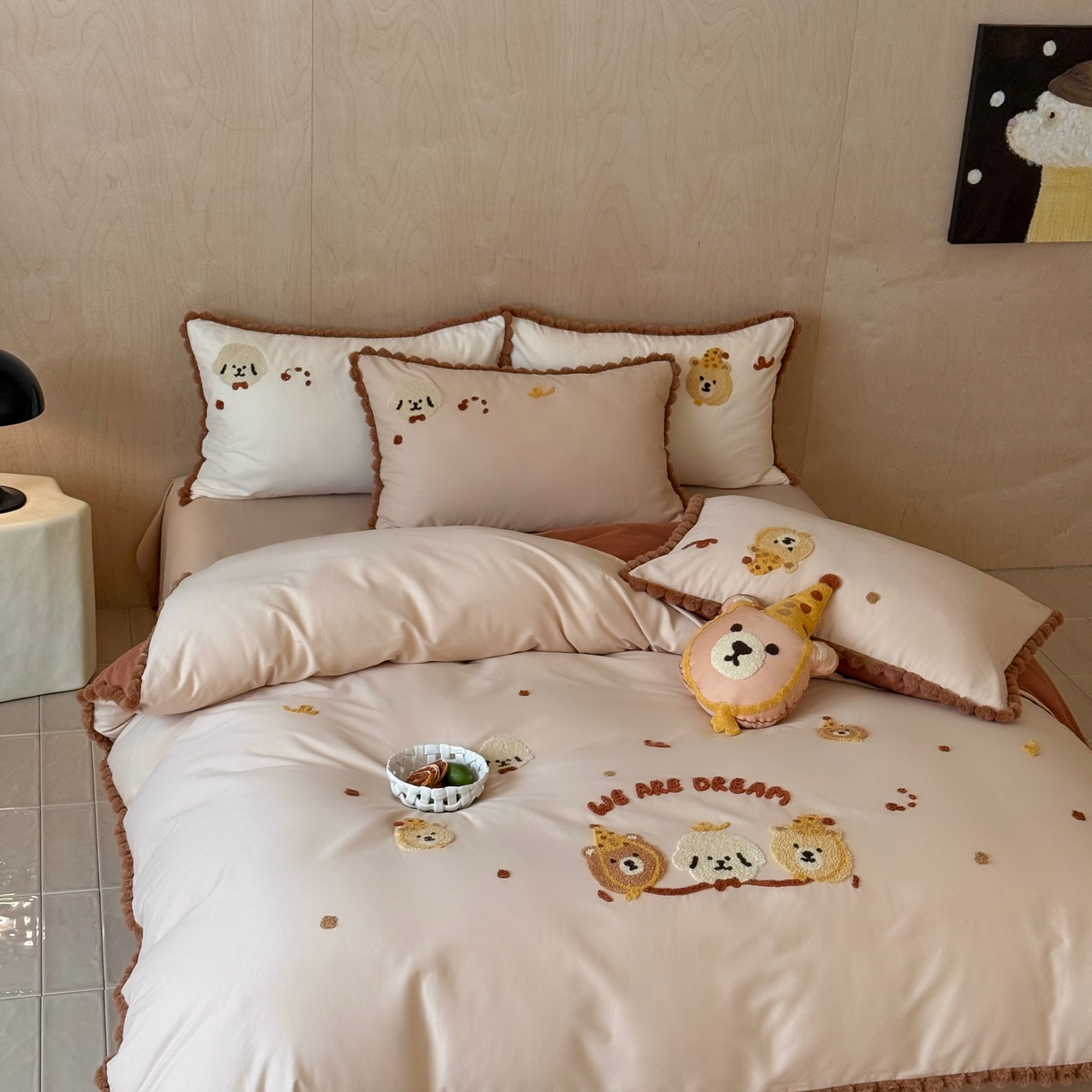 91家纺网 家纺一手货源 找家纺 （总）佳汐蓝家纺 2025秋冬新款毛巾绣长绒棉全棉纯棉四件套栗子团团