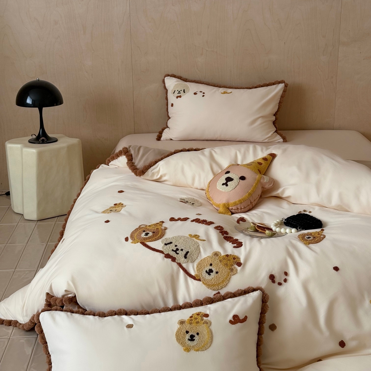 91家纺网 家纺一手货源 找家纺 佳汐蓝家纺 2025秋冬新款毛巾绣长绒棉全棉纯棉四件套栗子团团 栗子团团-奶芙