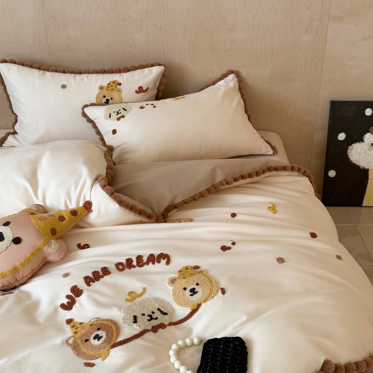 91家纺网 家纺一手货源 找家纺 佳汐蓝家纺 2025秋冬新款毛巾绣长绒棉全棉纯棉四件套栗子团团 栗子团团-奶芙