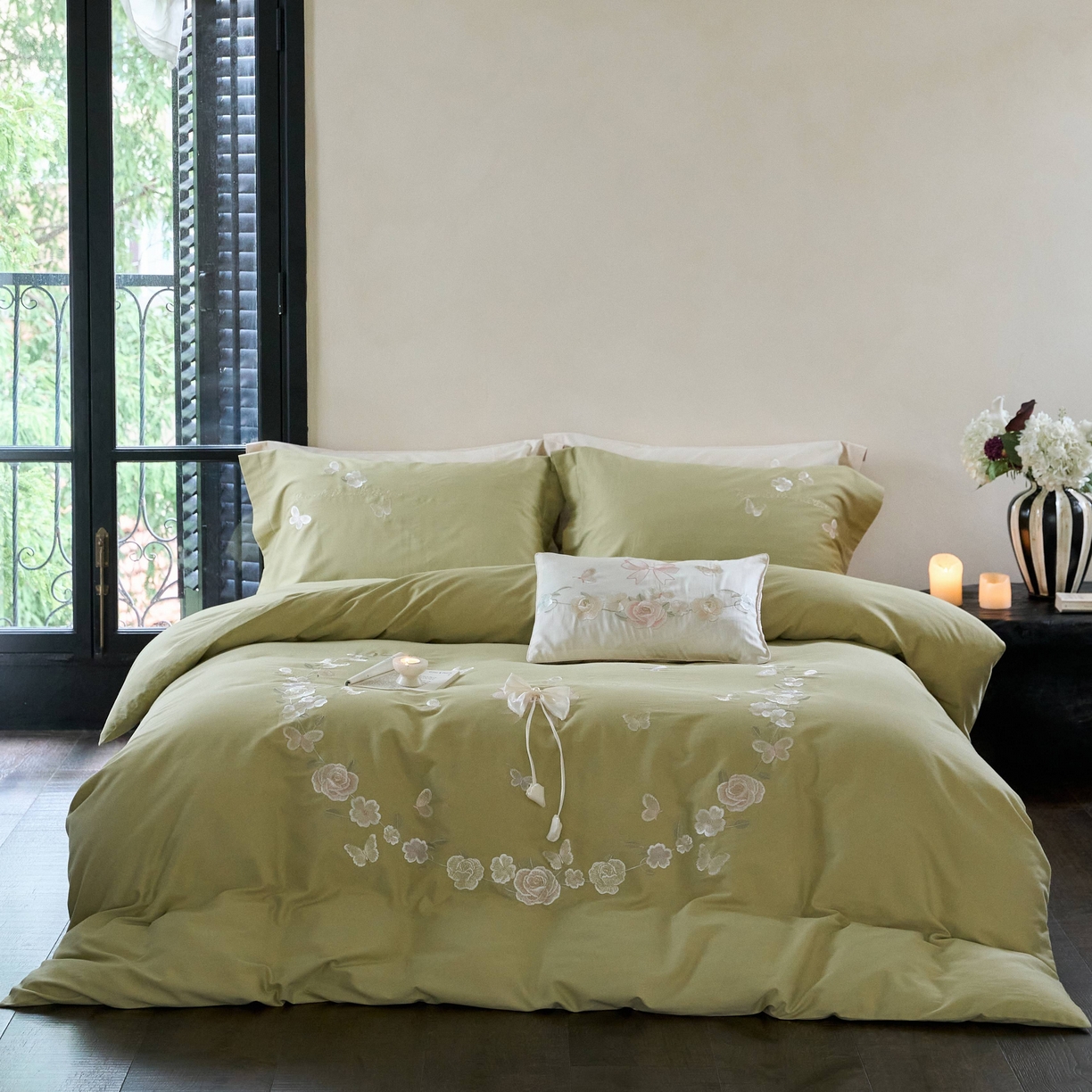 91家纺网 家纺一手货源 找家纺 （总）佳汐蓝家纺 2025秋冬新款刺绣长绒棉全棉纯棉磨毛四件套花序