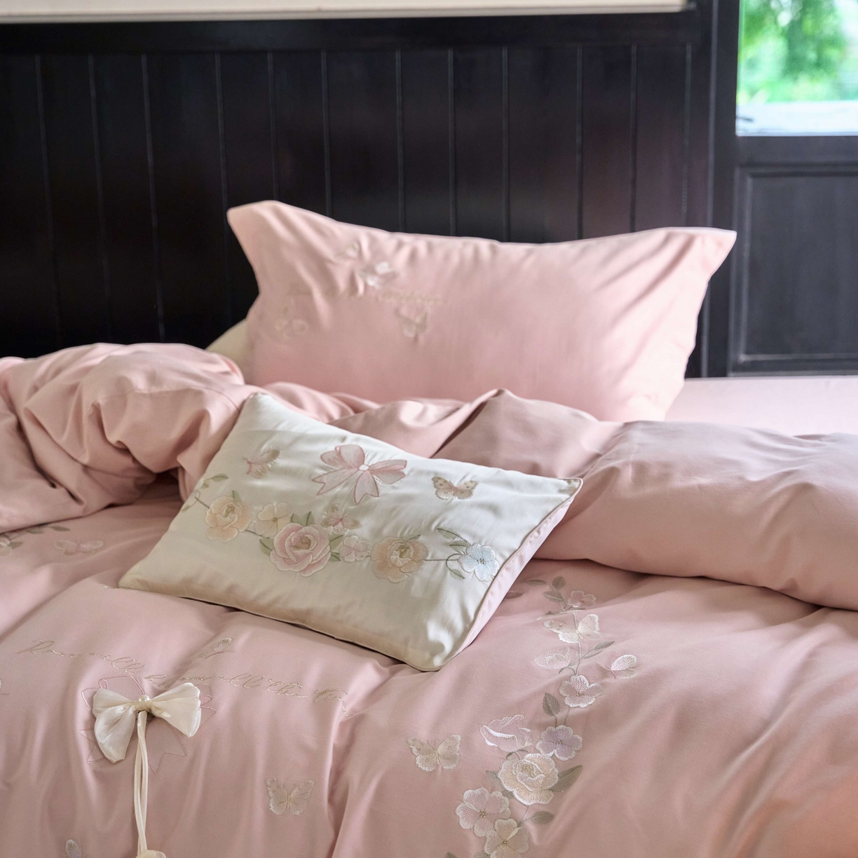 91家纺网 家纺一手货源 找家纺 佳汐蓝家纺 2025秋冬新款刺绣长绒棉全棉纯棉磨毛四件套花序 花序-粉