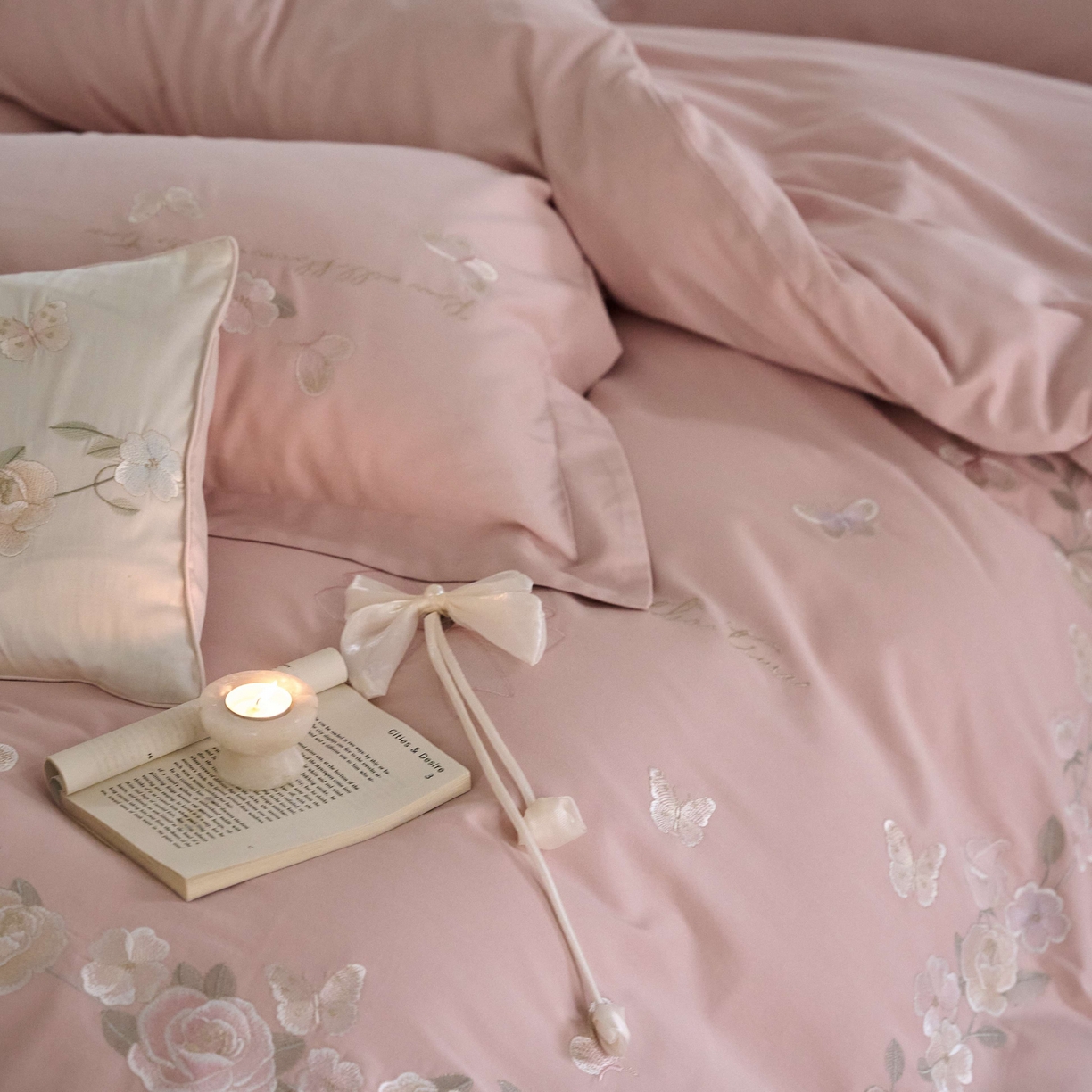 91家纺网 家纺一手货源 找家纺 佳汐蓝家纺 2025秋冬新款刺绣长绒棉全棉纯棉磨毛四件套花序 花序-粉