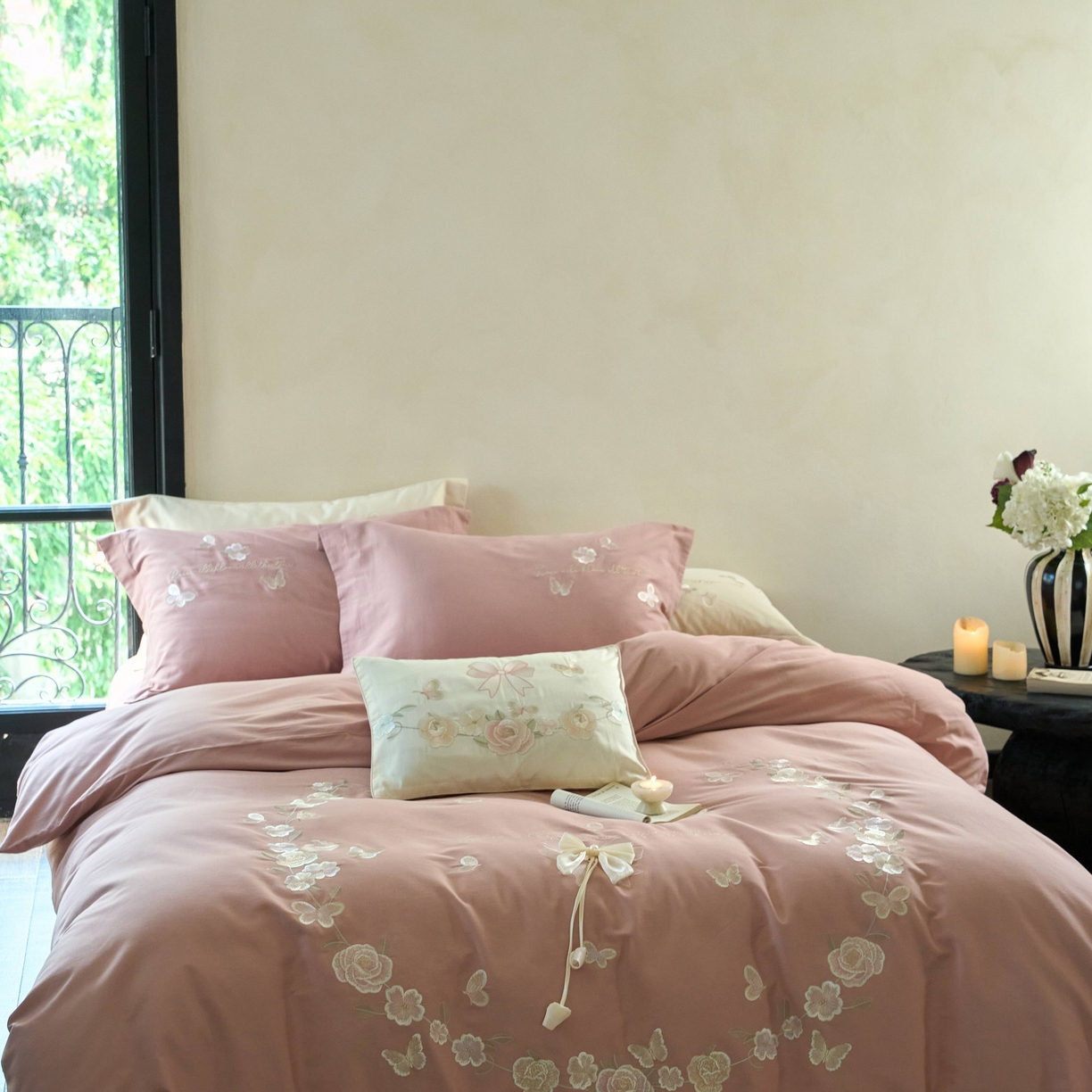 91家纺网 家纺一手货源 找家纺 佳汐蓝家纺 2025秋冬新款刺绣长绒棉全棉纯棉磨毛四件套花序 花序-浆果