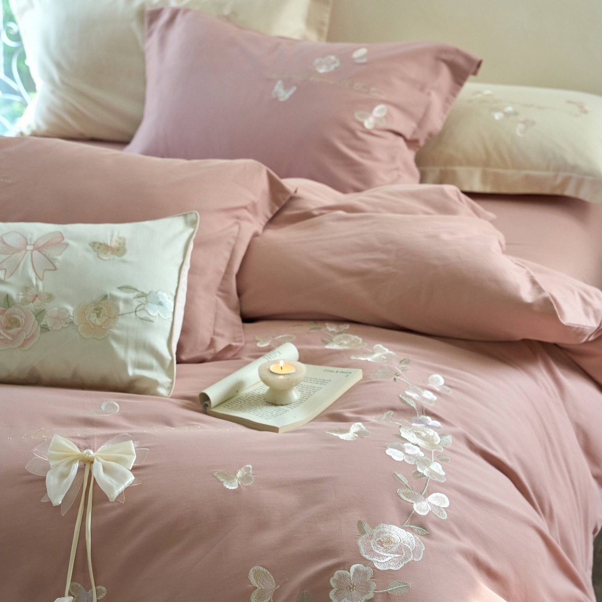 91家纺网 家纺一手货源 找家纺 佳汐蓝家纺 2025秋冬新款刺绣长绒棉全棉纯棉磨毛四件套花序 花序-浆果