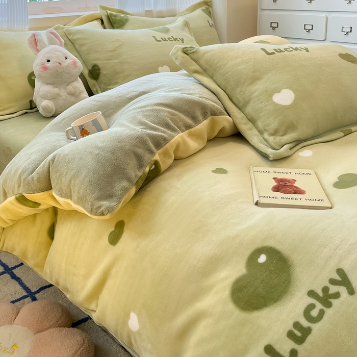 91家纺网 家纺一手货源 找家纺 （总）女子家纺 2025秋冬新款加厚200g牛奶绒印花四件套