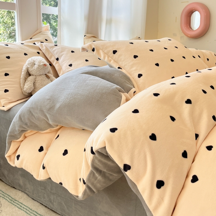 91家纺网 家纺一手货源 找家纺 （总）女子家纺 2025秋冬新款加厚200g牛奶绒印花四件套