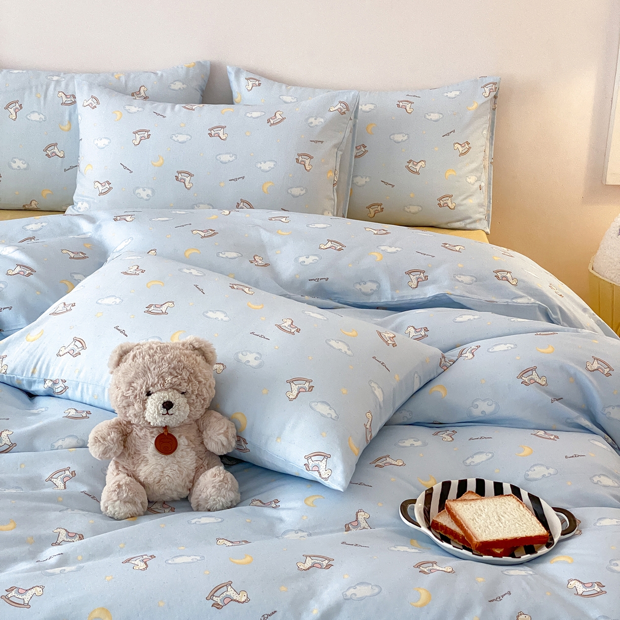 91家纺网 家纺一手货源 找家纺 8小时家纺 2025新款40s天然肌理双层纱四件套 摇篮曲