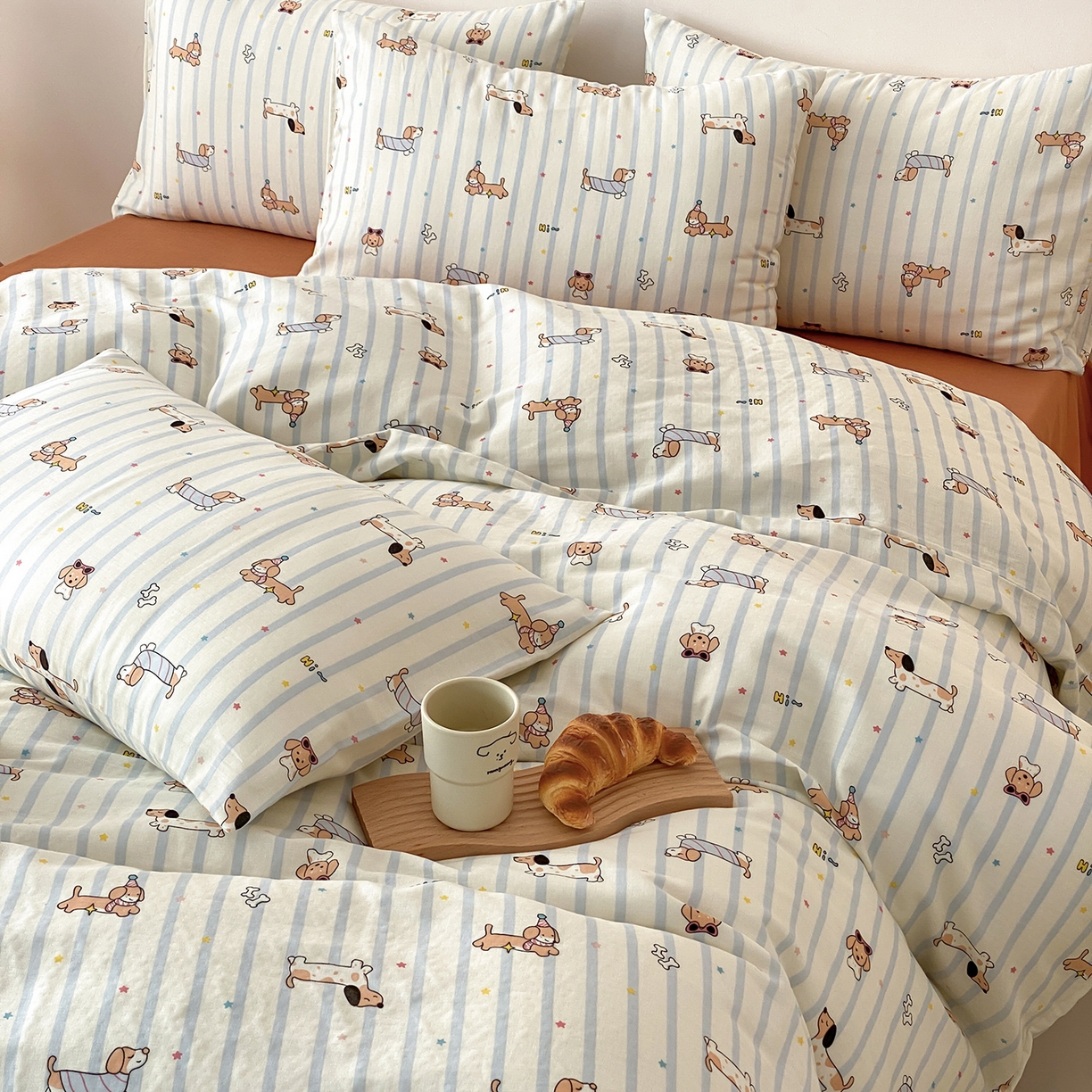 91家纺网 家纺一手货源 找家纺 8小时家纺 2025新款40s天然肌理双层纱四件套 腊肠狗