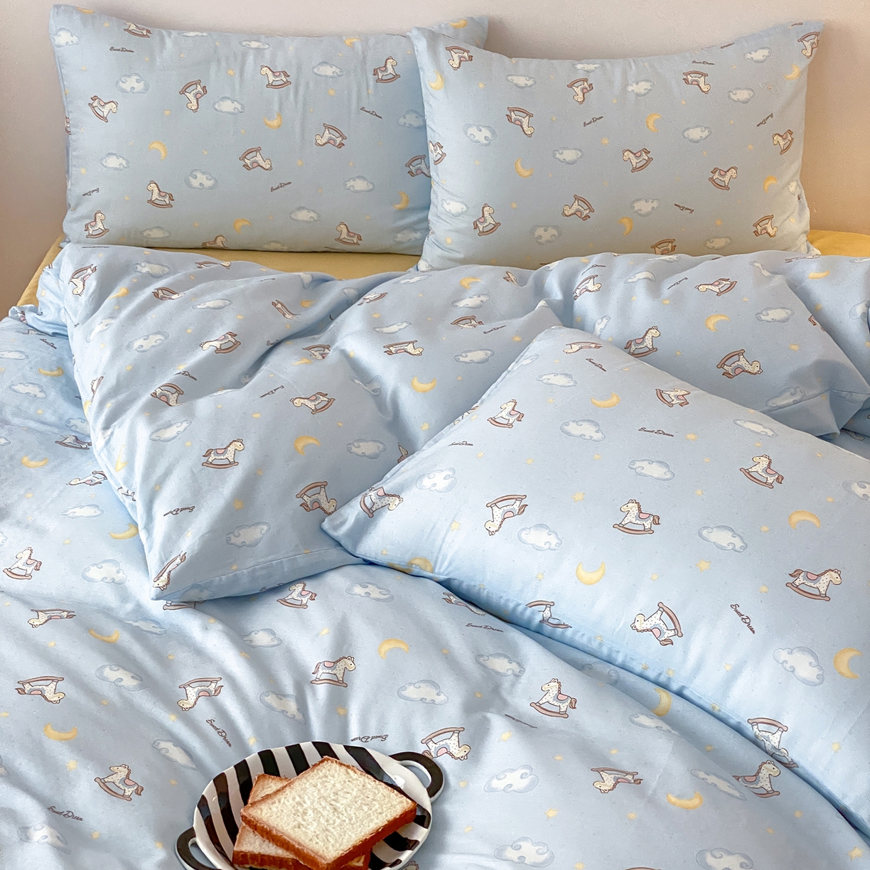 91家纺网 家纺一手货源 找家纺 8小时家纺 2025新款40s天然肌理双层纱四件套 摇篮曲