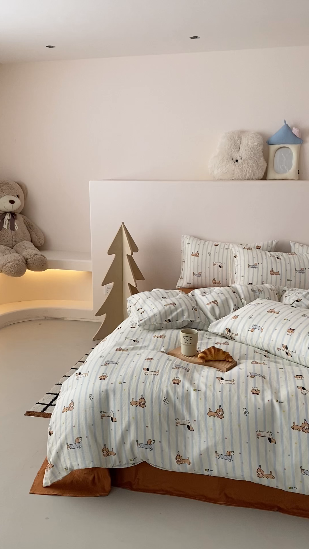 91家纺网 家纺一手货源 找家纺 8小时家纺 2025新款40s天然肌理双层纱四件套 腊肠狗