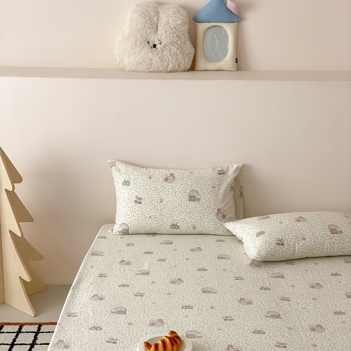 91家纺网 家纺一手货源 找家纺 8小时家纺 2025新款40s天然肌理双层纱单品床单 快乐小狗床单