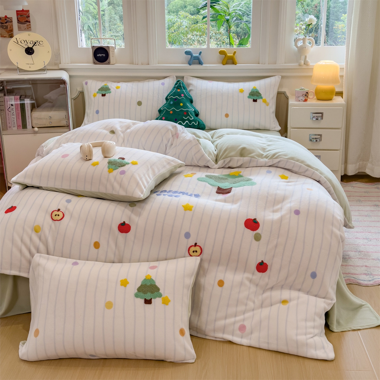 91家纺网 家纺一手货源 找家纺 兄弟坊 2025新款A类牛奶绒印花毛巾绣四件套 毛巾绣-绿森林