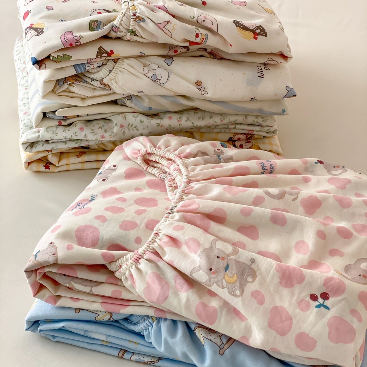 91家纺网 家纺一手货源 找家纺 8小时家纺 2025新款40s天然肌理双层纱单品床笠 组合图仅供参考