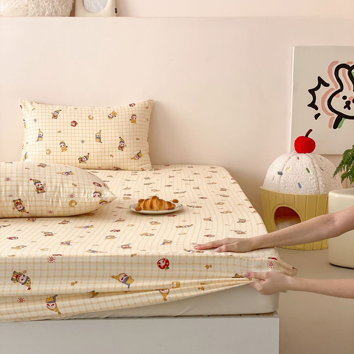 91家纺网 家纺一手货源 找家纺 8小时家纺 2025新款40s天然肌理双层纱单品床笠 星星人