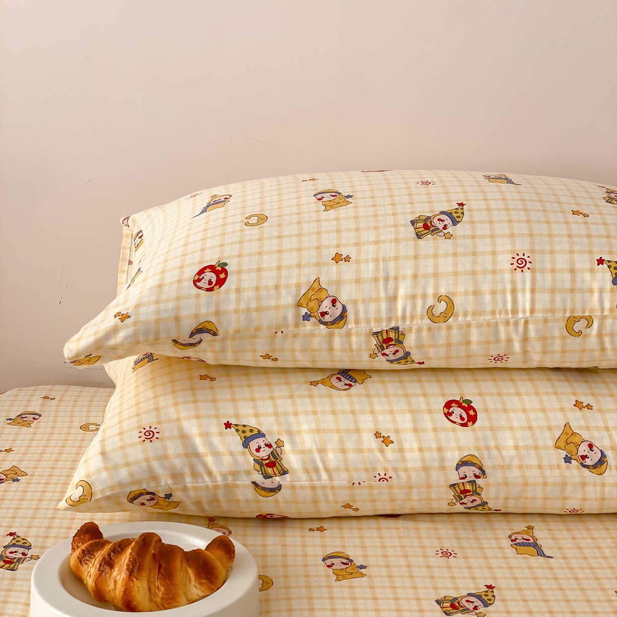 91家纺网 家纺一手货源 找家纺 8小时家纺 2025新款40s天然肌理双层纱单品枕套 星星人