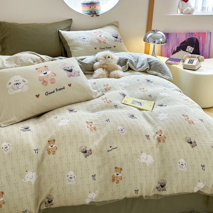 91家纺网 家纺一手货源 找家纺 咏绒家纺工厂店 2025新款全棉皱皱纱大版卡通数码印花款四件套 漂亮的领结-绿