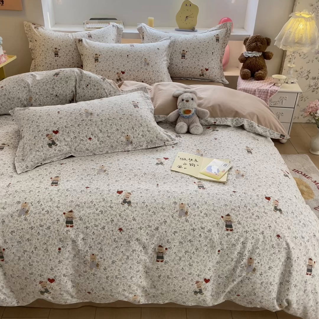 91家纺网 家纺一手货源 找家纺 帛美家纺 2025新款纯棉全棉印花四件套 熊抱繁花