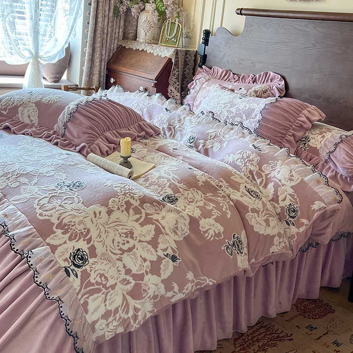 91家纺网 家纺一手货源 找家纺 （总）网红馆（ck家纺） 2025新款牛奶绒雕花花边四件套--国色天香